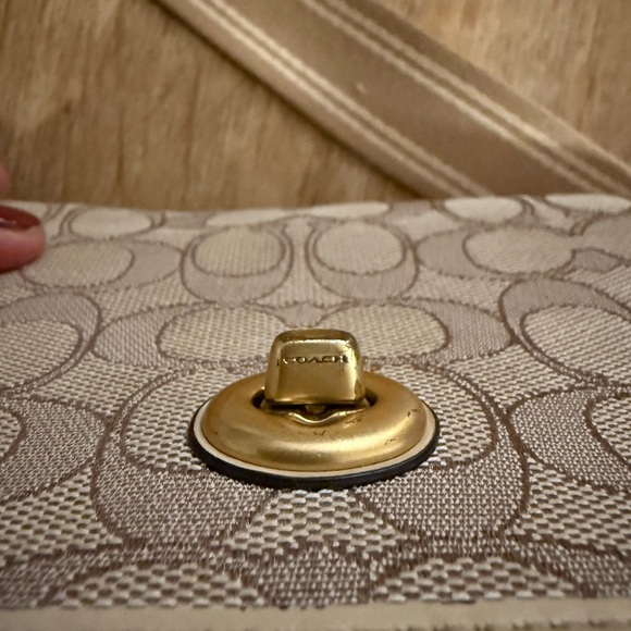 Coach Wallet on Chain/Strap Bag - Picture 4 of 8